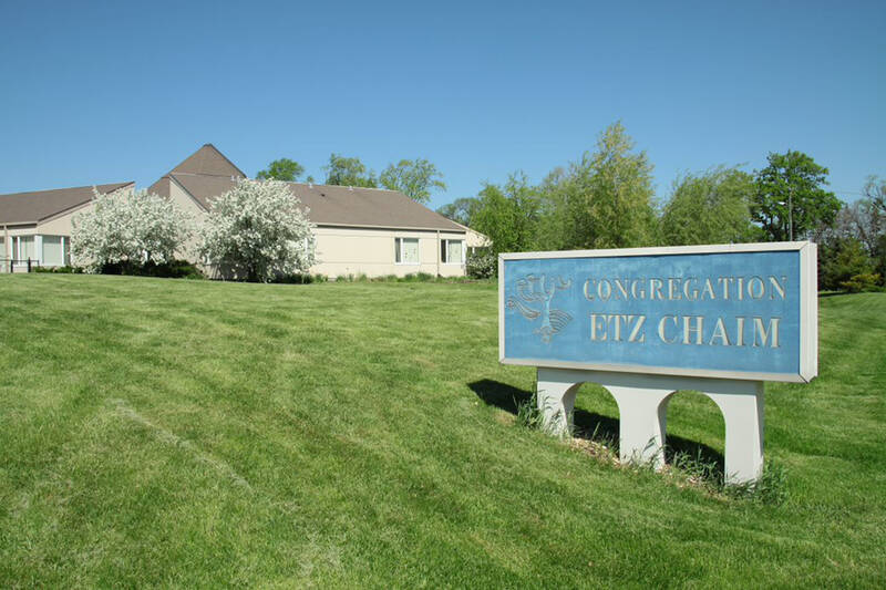 		                                
		                                		                            	                            	
		                            <span class="slider_description">Welcome to Congregation Etz Chaim!
We are a community that values lifelong learning, social and personal healing, worship and connection.</span>
		                            		                            		                            